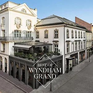Wyndham Grand Old Town Hotell